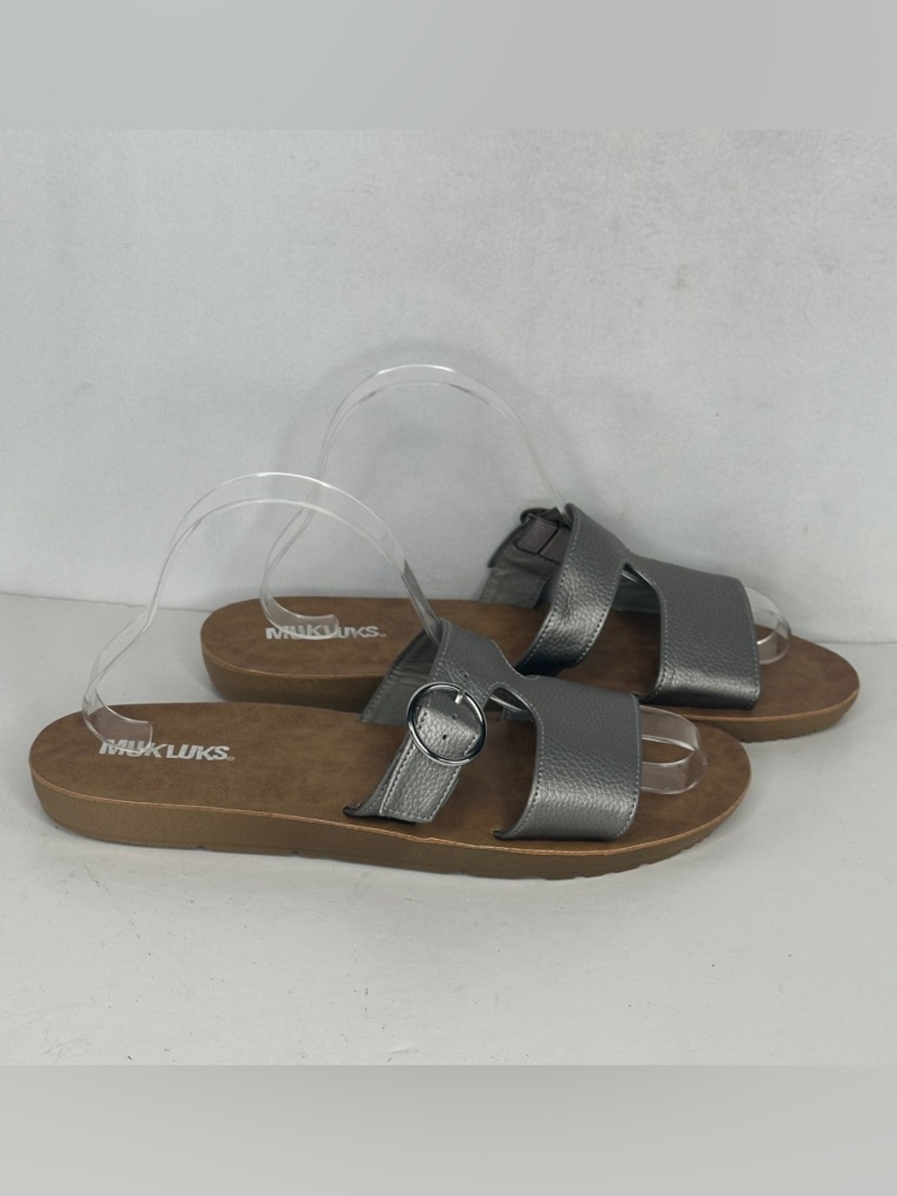 Muk Luks Pewter  Gray Buckle‎ Slide Sandals Faux Leather Sz 10